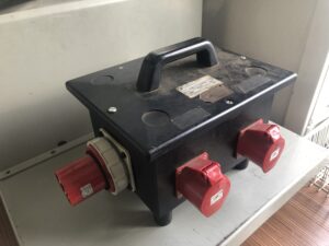 Netzverteiler 4 x CEE32 d