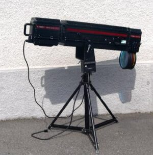 Poursuite 2000W/TH